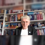 Explorer les stratégies et les interactions langagières en contexte ludique - Christopher Gledhill